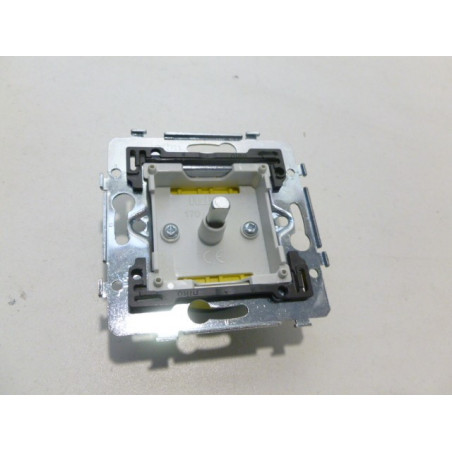 Interrupteur rotatif pour moteurs 25A avec 3 vitesses (1-0-2) NIKO 170-55901
