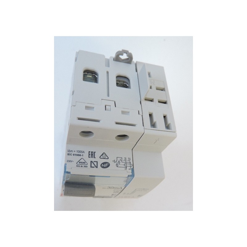 LEGRAND - Disjoncteur, interrupteur différentiel, télérupteur. -  Télérupteur CX3 16A 230 V - LEGRAND 412408